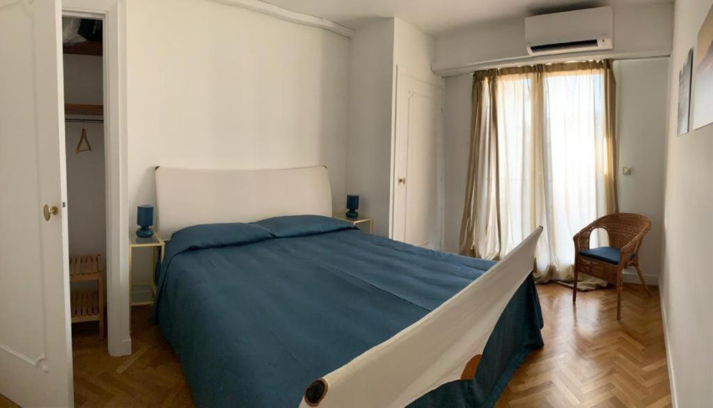 Appartement Avec Vue Sur La Promenade Des Nice